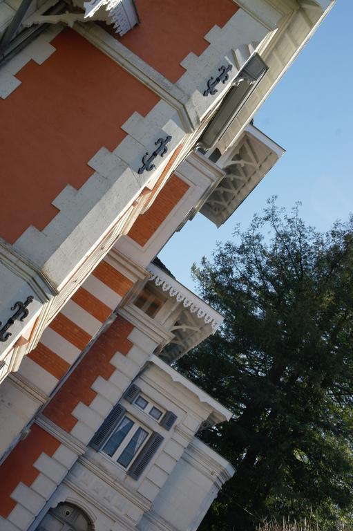 Le Chalet De Luxe Bed & Breakfast Saint-Séverin Екстериор снимка