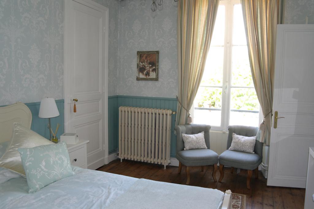Le Chalet De Luxe Bed & Breakfast Saint-Séverin Екстериор снимка