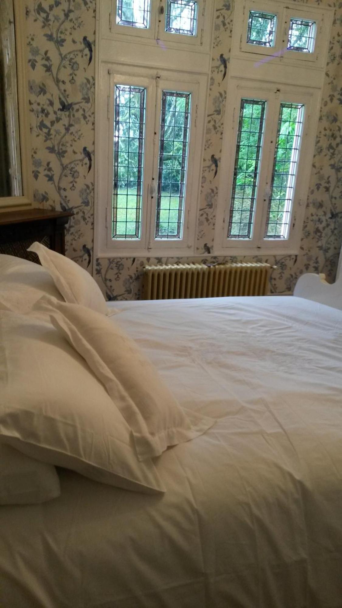 Le Chalet De Luxe Bed & Breakfast Saint-Séverin Екстериор снимка