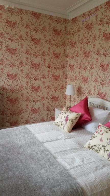 Le Chalet De Luxe Bed & Breakfast Saint-Séverin Екстериор снимка
