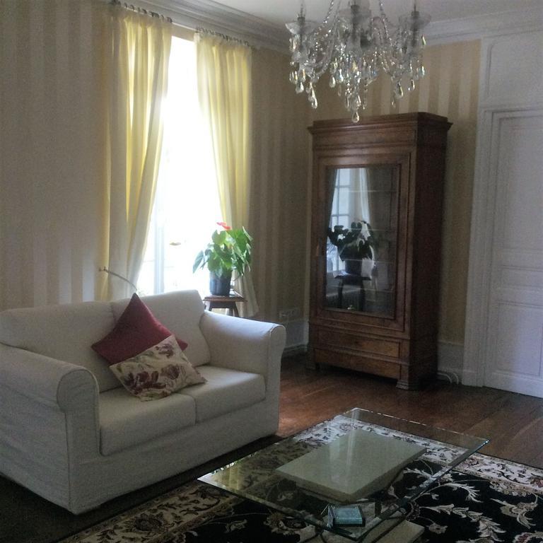 Le Chalet De Luxe Bed & Breakfast Saint-Séverin Екстериор снимка
