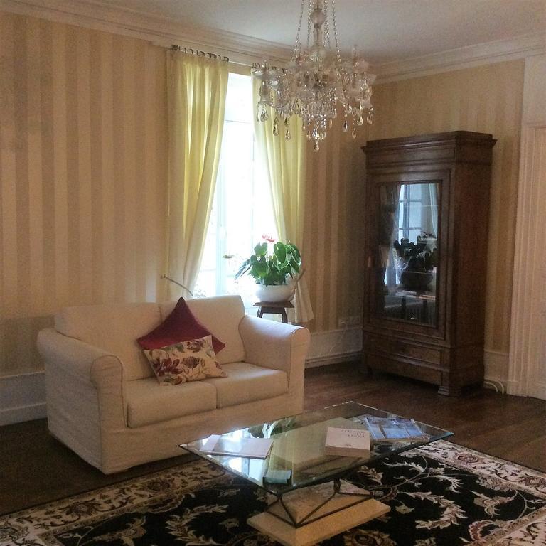 Le Chalet De Luxe Bed & Breakfast Saint-Séverin Екстериор снимка