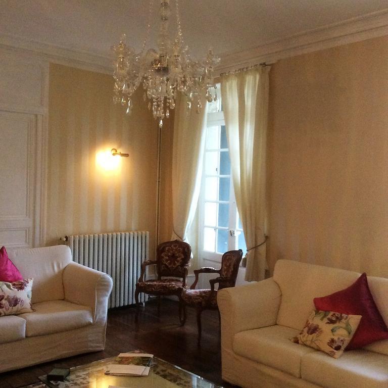 Le Chalet De Luxe Bed & Breakfast Saint-Séverin Екстериор снимка